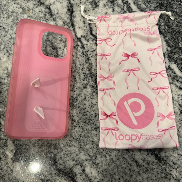 Loopy Apple / iPhone 15 Pro Max (6.7" Screen) / Lefty - Picture 2 of 2